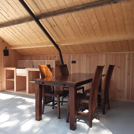 Natuurslaapkamer De Zaadeest Boskamer