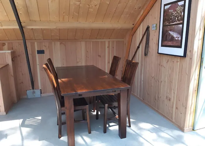 Natuurslaapkamer De Zaadeest Boskamer Country house Lomm