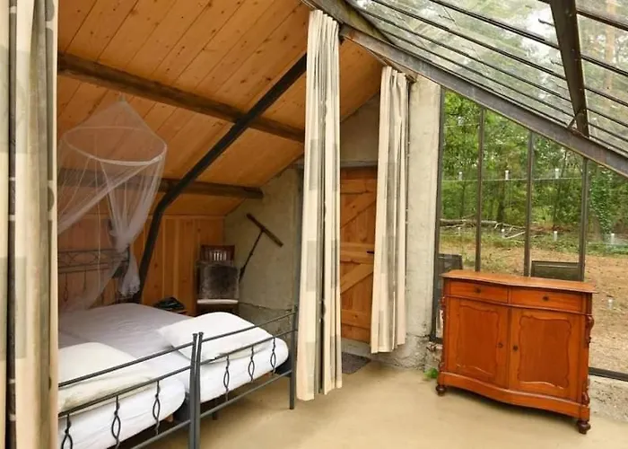 Natuurslaapkamer De Zaadeest Boskamer