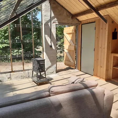 Natuurslaapkamer De Zaadeest Boskamer * Lomm